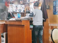 -怡妮新疆风味餐厅(东江湾路店)