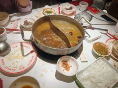 -八合里牛肉火锅(上海世茂广场店)