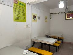 用餐区-老周记顺德双皮奶