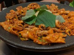 铁板章鱼五花肉-春熙台韩国料理·章鱼肥牛(西丽店)