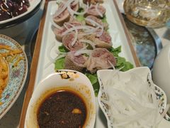 肚包肉-品疆山新疆特色主题餐厅
