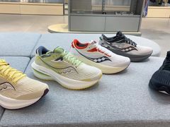 -枫叶小镇奥特莱斯
