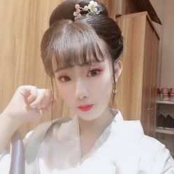 -盘子女人坊古装写真摄影(厦门总店)