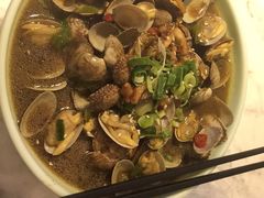 鱿鱼花甲面-轻捞慢起面馆(新世界百货店)