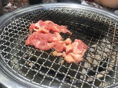 -啊美丽炭火烤肉(滑翔一店)