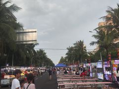 -海大南门夜市(海富街店)