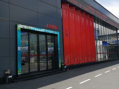-上海华裕比亚迪4S店