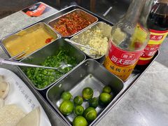 -四川小胡子海鲜(丁村万人海鲜广场店)