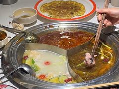 -老房老舍重庆火锅(假日城市店)