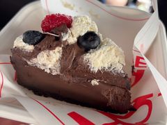 -HOT CRUSH趁热集合·现烤面包(上海环球港店)