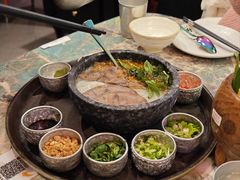 -浩海火燒雲傣家菜(芮欧百货店)