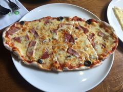 -JINNS锦时 steak&pizza(浸信会礼拜堂旧址店)