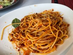 经典意大利细面配蒜味番茄酱-WOLFGANG PUCK KITCHEN & BAR(迪士尼小镇店)