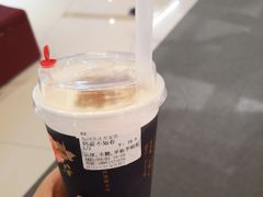 奶盖不知春-厝内小眷村(吴江万宝店)