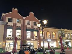 -王府井奥莱临潼小镇(临潼店)