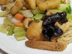 -感恩心素食馆(百世广场店)