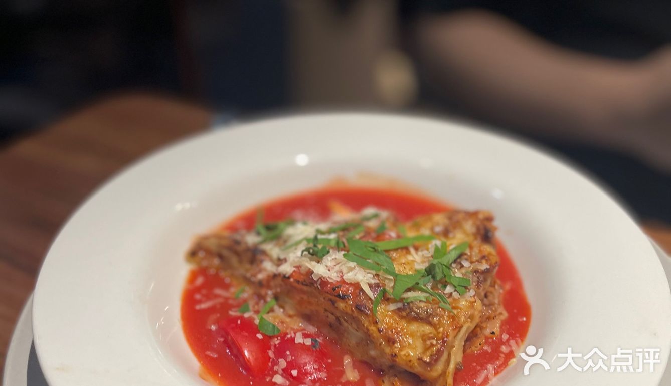 都给我去吃！我已经连续两天都来吃这家意粉