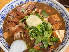 卤煮火烧-门框胡同百年卤煮(新街口店)