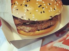 -麦当劳(展览路店)