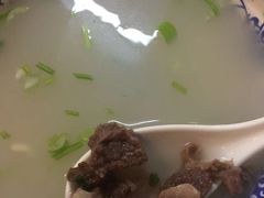 -大耳公曹氏驴肉包子铺(三八店)