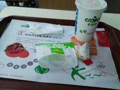 -华莱士·全鸡汉堡(海口政法学院店)