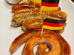 香肠拼盘-1886德国汽车餐厅(外滩十六铺码头店)