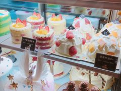 -焙丽拾光(麦凯乐直营店)