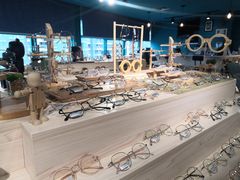-Trend1881视光·蔡司视觉(领展广场店)