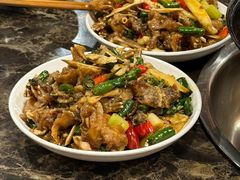 -鸿顺老铁锅美蛙鱼府(解放碑店)