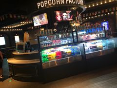 -CGV影城(滨江天街IMAX店)