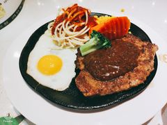 -汤姆家的牛排意面披萨(融创茂店)