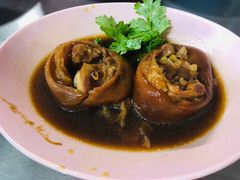 -Kha Mu Charoensang(Silom)
