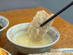 老北京炸灌肠-门框胡同百年卤煮(新街口店)