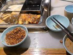 -巴渝瓦肆重庆鲜火锅(宝龙环湖店)