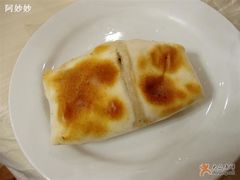 馕肉包-维吾尔餐厅(宜山路店)