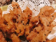 -老牌坊云南鱼豆花火锅(哈西万达店)