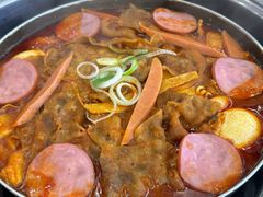 -三清洞摩西韩式年糕火锅(威高广场店)