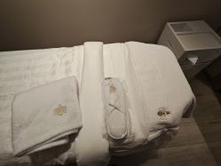 -法国娇兰精品店