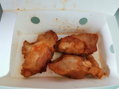 -必胜客(龙吴宅急送店)