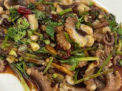 -鱼市酒店(威海水产批发市场店)