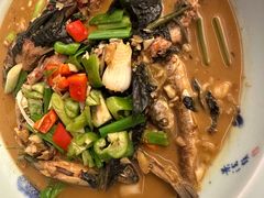 红烧杂鱼-陈先进鱼馆·地道农家菜(萧山奥体店)