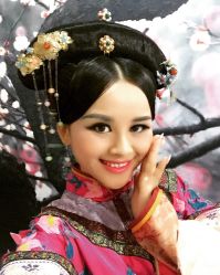 -盘子女人坊生日照·摄影馆(华强店)