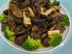 -大鸭梨烤鸭店(金顶街店)