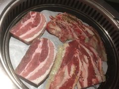 -烤路里·韩国品质自助烤肉(石路天虹4号店)