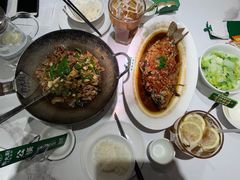 -费大厨辣椒炒肉(高铁吾悦广场店)