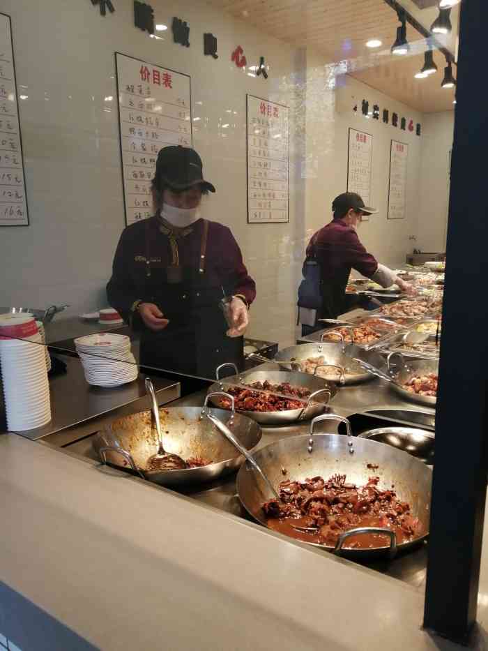 客来福大食堂(丹凤街店)-"[薄荷]环境:周末出门去办事,路过丹凤.