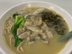 -明呈黄鱼面馆(斜土路店)