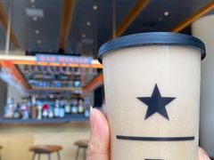 -星巴克臻选(上海合生汇1F店)