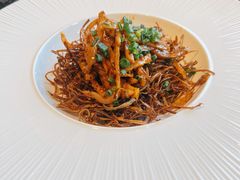 螺片拌茶树菇-悦百味·品质川菜(橄榄郡店)