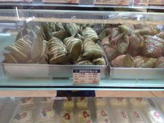 -白玉兰食品甜凤店(合生汇店)